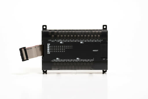 オムロン 入出力ユニット CP1W-40EDT (11年製)
