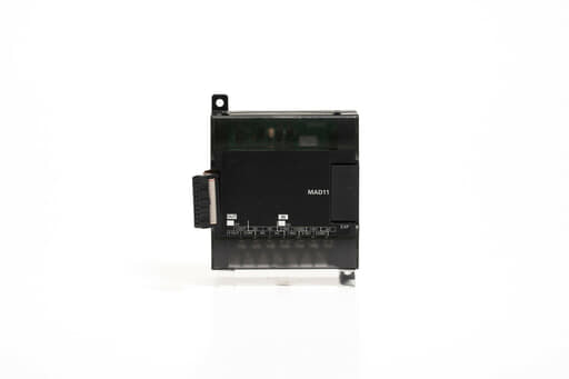 オムロン 入出力ユニット CP1W-MAD11 (11年製)