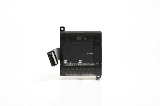 オムロン 入出力ユニット CP1W-MAD11 (08年製)