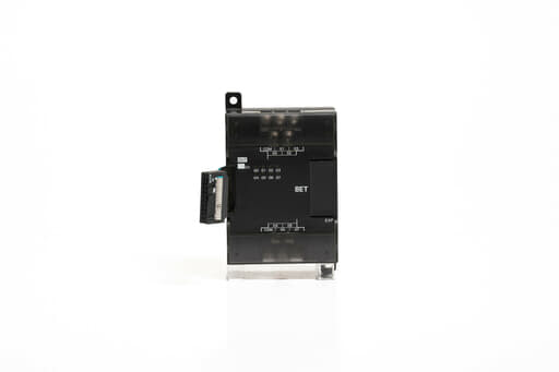 オムロン 出力ユニット CP1W-8ET (07年製)