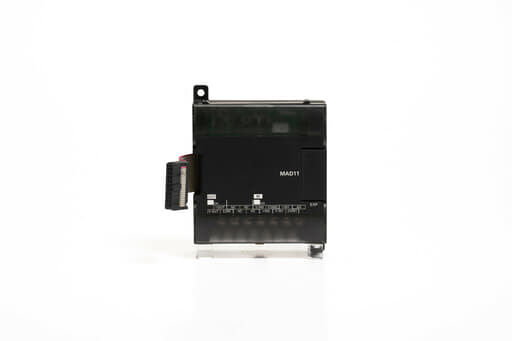 オムロン 入出力ユニット CP1W-MAD11 (14年製)