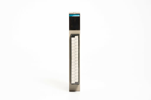 オムロン アナログ入力ユニット C500-AD101 (09年製)