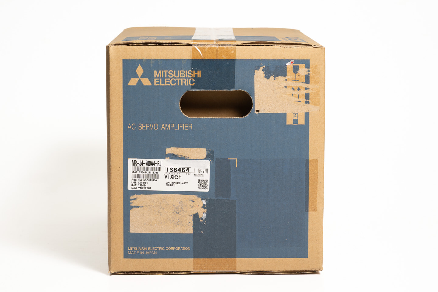 三菱 ACサーボアンプ MR-J4-700A4-RJ (21年製)
