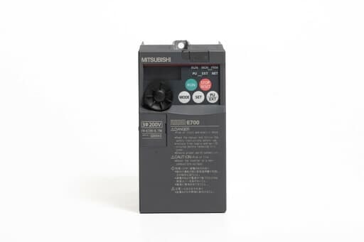 三菱 インバータ FR-E720-0.75K (通電時間58475h)