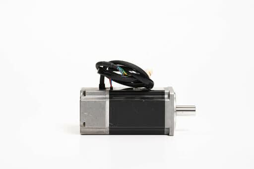 安川電機 ACサーボモータ SGML-04AF12