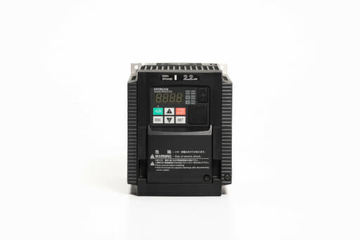 日立 インバータ WJ200-022LF (通電時間14610h・欠け)