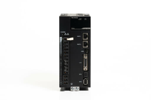 キーエンス ACサーボアンプ SV2-100L2 (21年製)