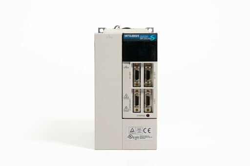 三菱 ACサーボアンプ MR-J2S-200B (電源ON累積時間35293h)