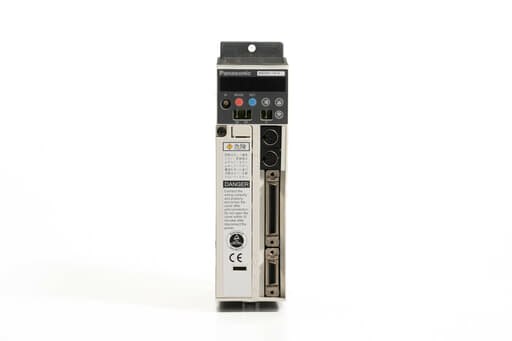 Panasonic MINAS Aシリーズ サーボアンプ MSDA011A1A (03年製)