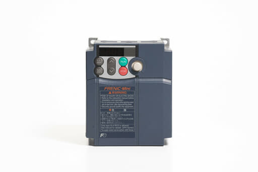 富士電機 インバータ FRN1.5C1S-2J (累積運転時間14860h)