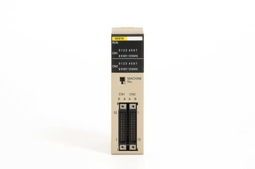 オムロン 出力ユニット C200H-OD215 (90年製)