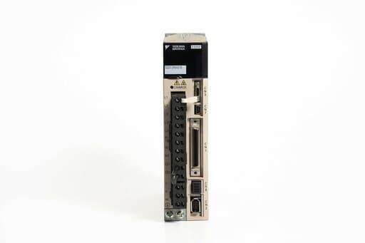 安川電機 ACサーボパック SGDV-2R8A01B (ソフトVer002B)