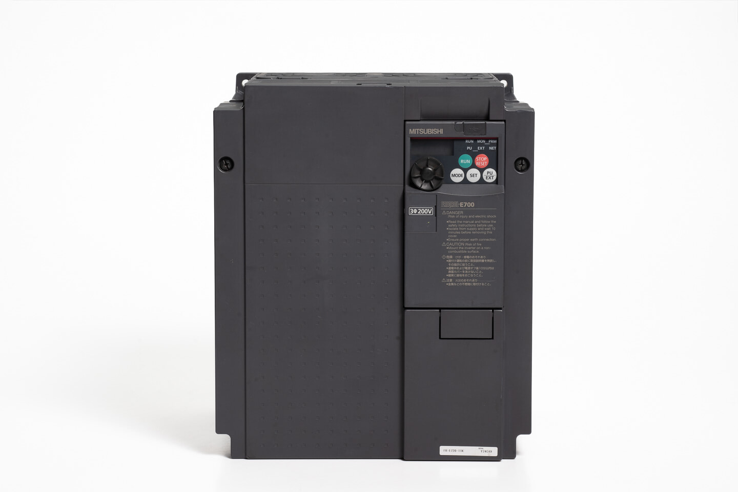 三菱 インバータ FR-E720-11K (通電時間84373h)