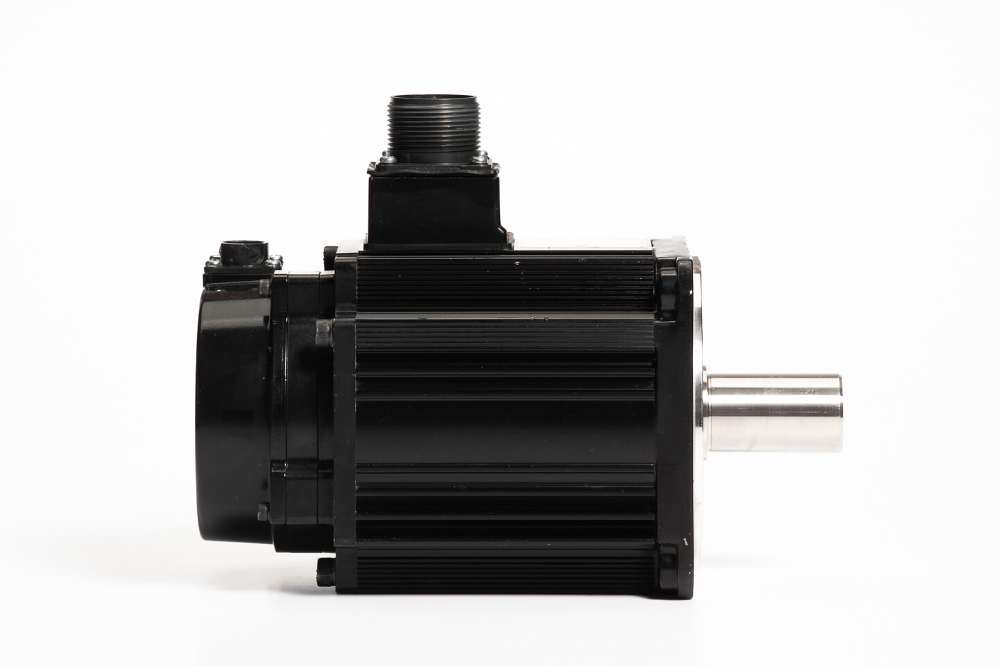 安川電機 ACサーボモータ SGMSV-10ADA21 (シャフトに追加工)