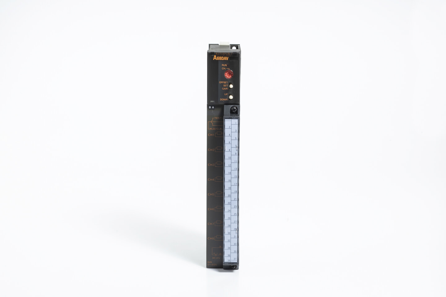 三菱 デジタル-アナログ変換ユニット A68DAV (96年製・CH8出力変動有)