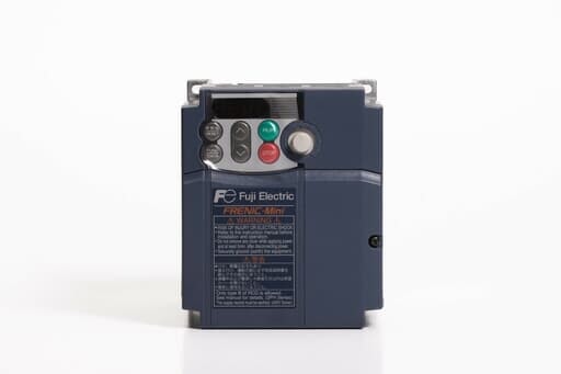 富士電機 インバータ FRN1.5C2S-2J (累積運転時間61570h)