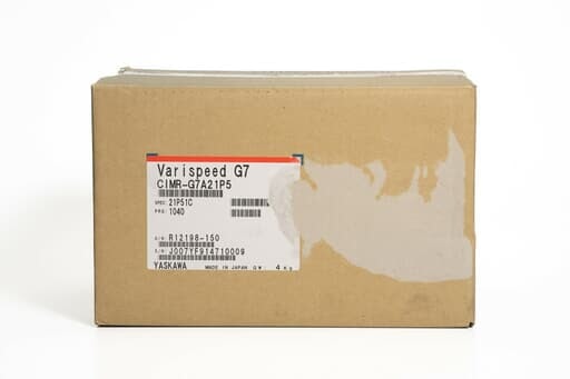 安川電機 インバータ CIMR-G7A21P5 (07年製)