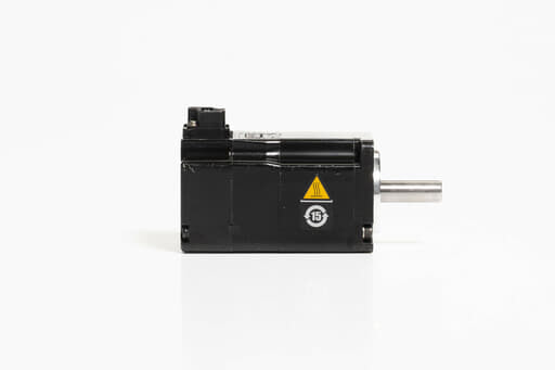 安川電機 サーボモータ SGM7A-01AFA61 (21年製)