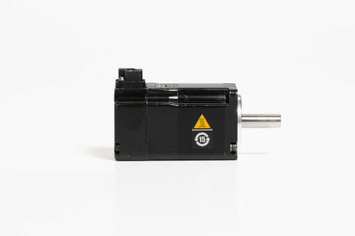 安川電機 サーボモータ SGM7A-01AFA61 (24年製)