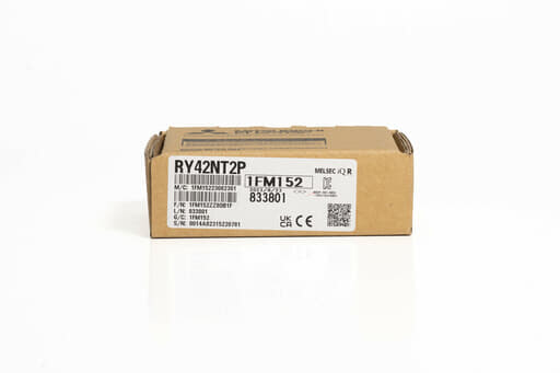 三菱 出力ユニット RY42NT2P (23年製)