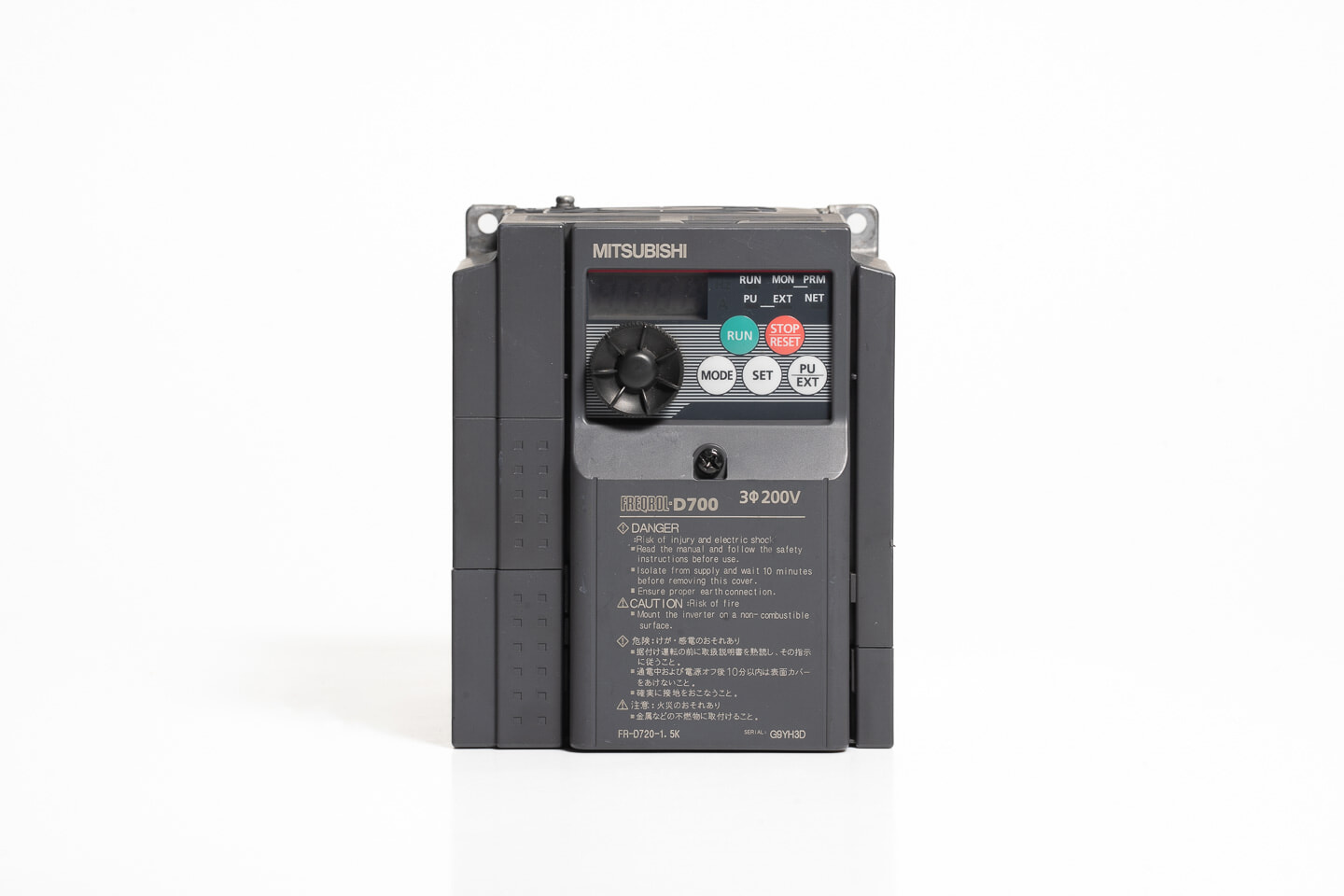 三菱 インバータ FR-D720-1.5K (通電時間68093h)