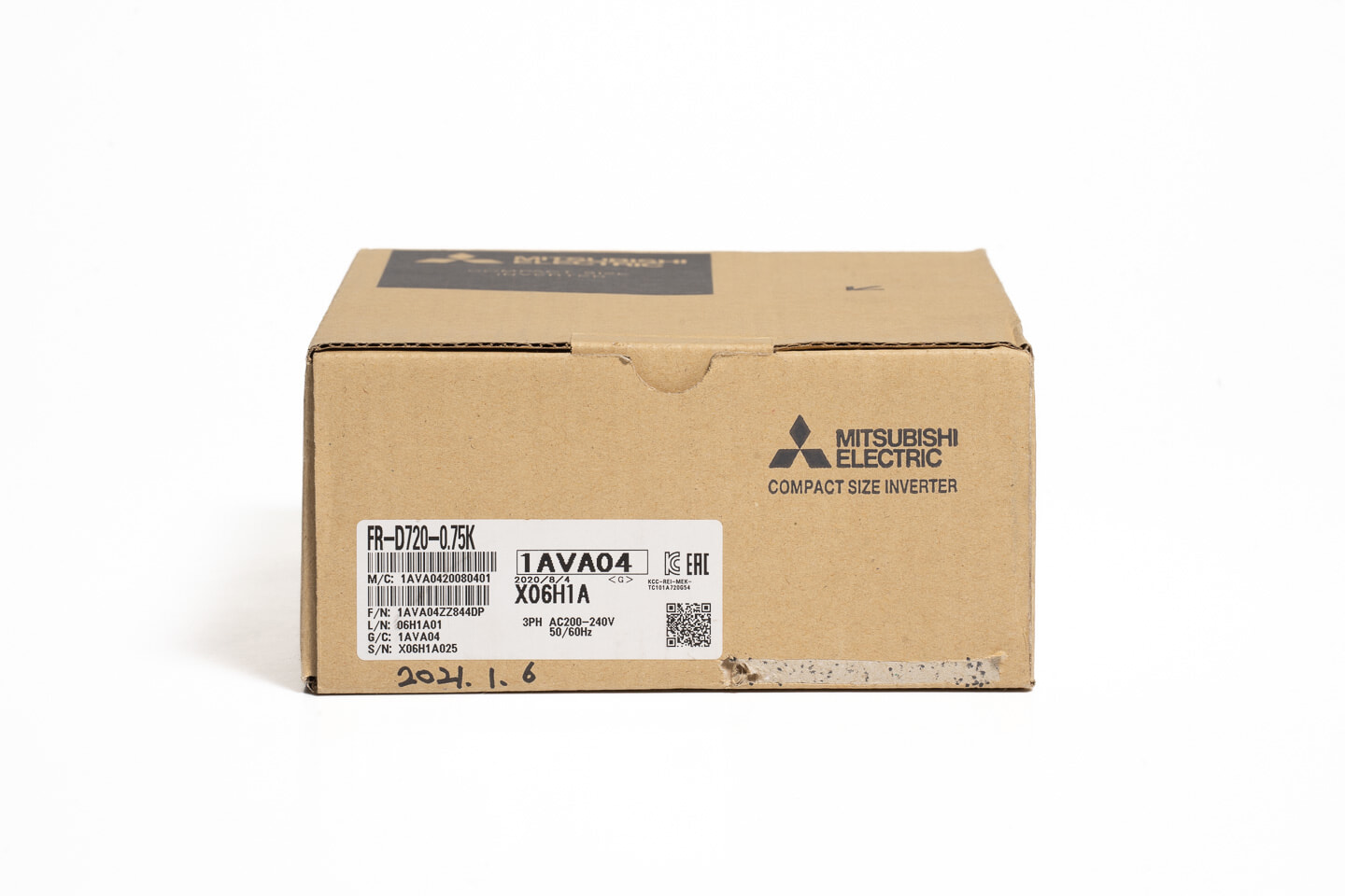 三菱 インバータ FR-D720-0.75K (20年製)