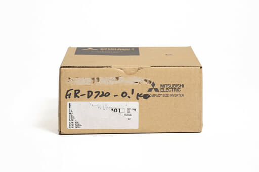 三菱 インバータ FR-D720-0.1K (20年製)