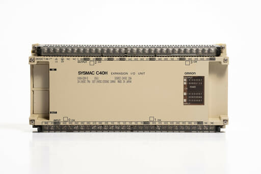オムロン 増設入出力ユニット C40H-EDR-D (91年製・ヒビ割れ)