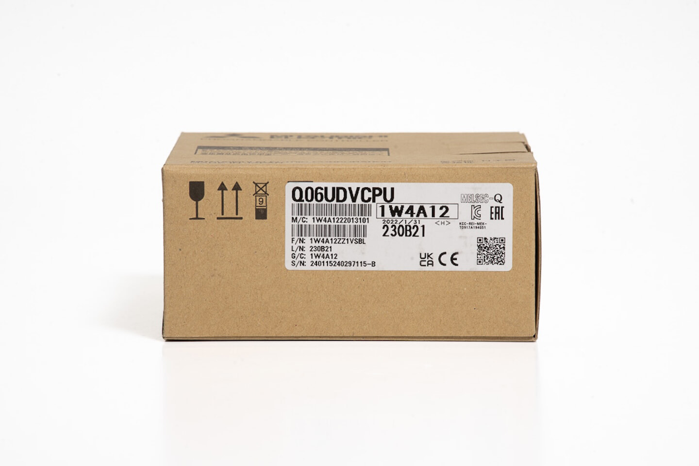 三菱 CPUユニット Q06UDVCPU (22年製)