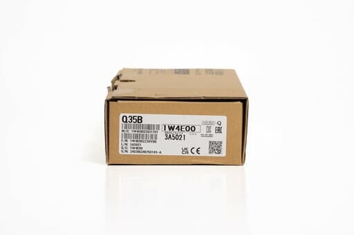 三菱 ベースユニット Q35B (22年製)