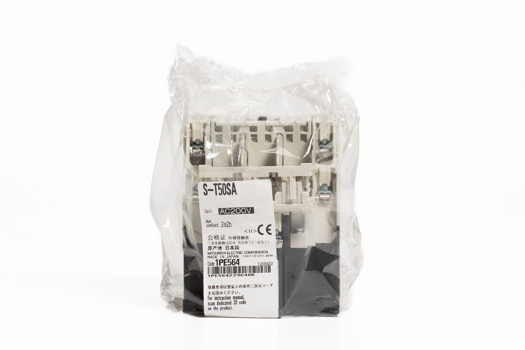 三菱 電磁開閉器 S-T50SA AC200V (22年製)