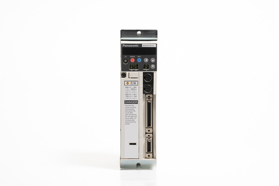 Panasonic サーボアンプ MSDA013D1A (05年製)