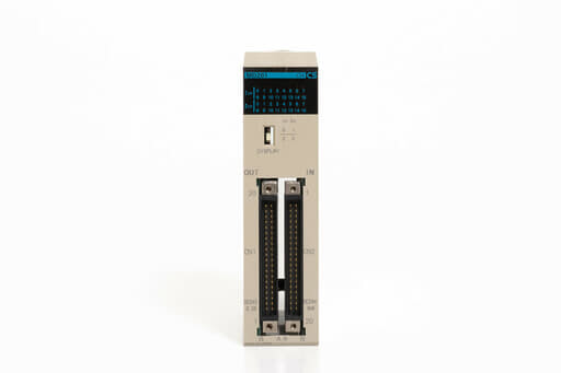 オムロン 入出力ユニット CS1W-MD261 (04年製)