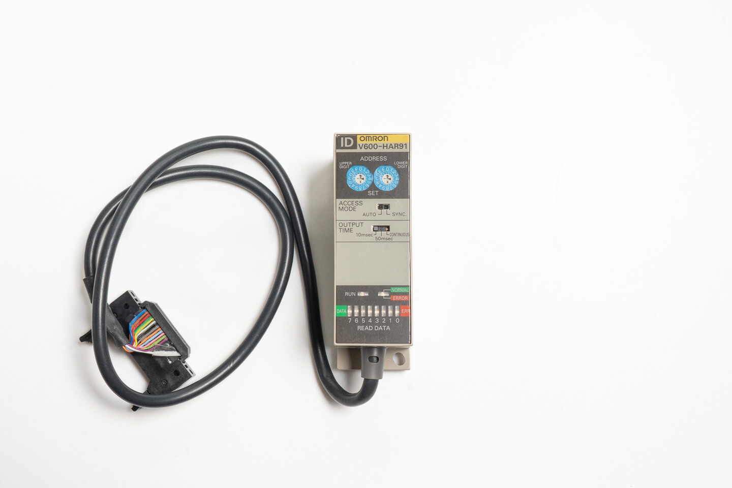 オムロン アンプ V600-HAR91 0.5M (20年製)
