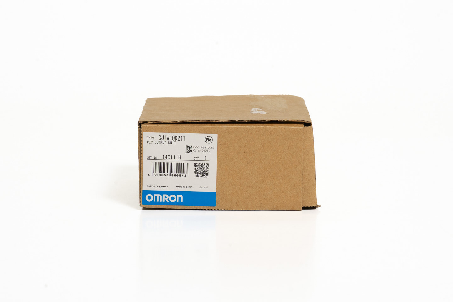 オムロン 出力ユニット CJ1W-OD211 (14年製)