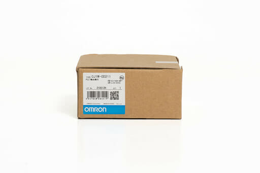 オムロン 出力ユニット CJ1W-OD211 (21年製)