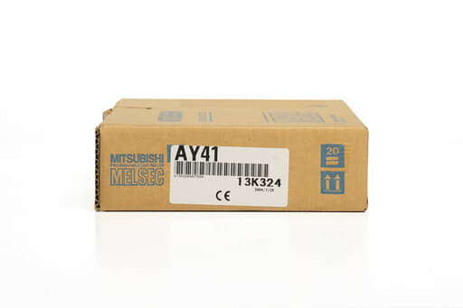 三菱 出力ユニット AY41 (04年製)