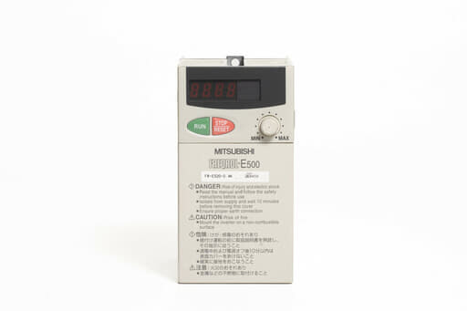 三菱 インバータ FR-E520-0.4K (通電時間1h未満)