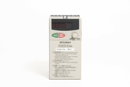 三菱 インバータ FR-E520-0.75K (通電時間1h未満)