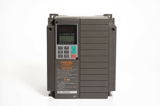 富士電機 インバータ FRN5.5P11S-2 (累計稼働時間34719h)