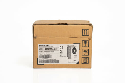 東芝 インバータ VFS11-2002PM-AN (05年製)