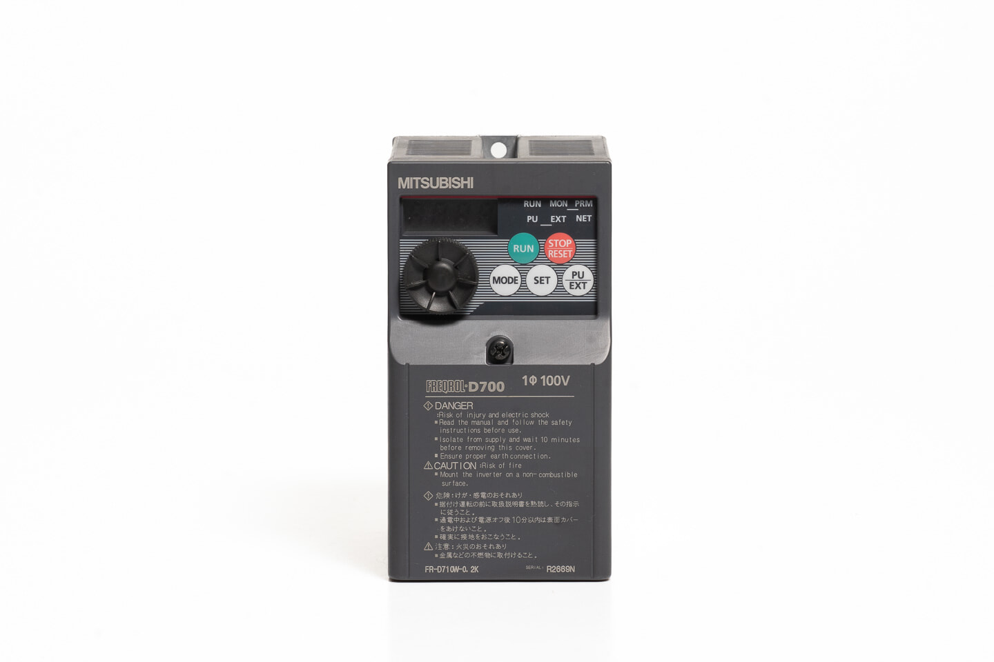 三菱 インバータ FR-D710W-0.2K (通電時間74462h)