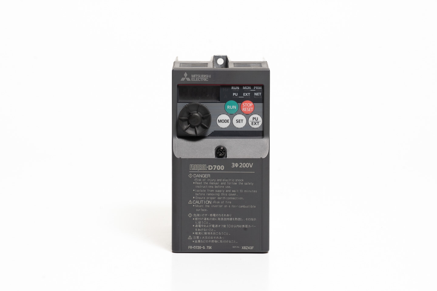 三菱 インバータ FR-D720-0.75K (通電時間5781h)