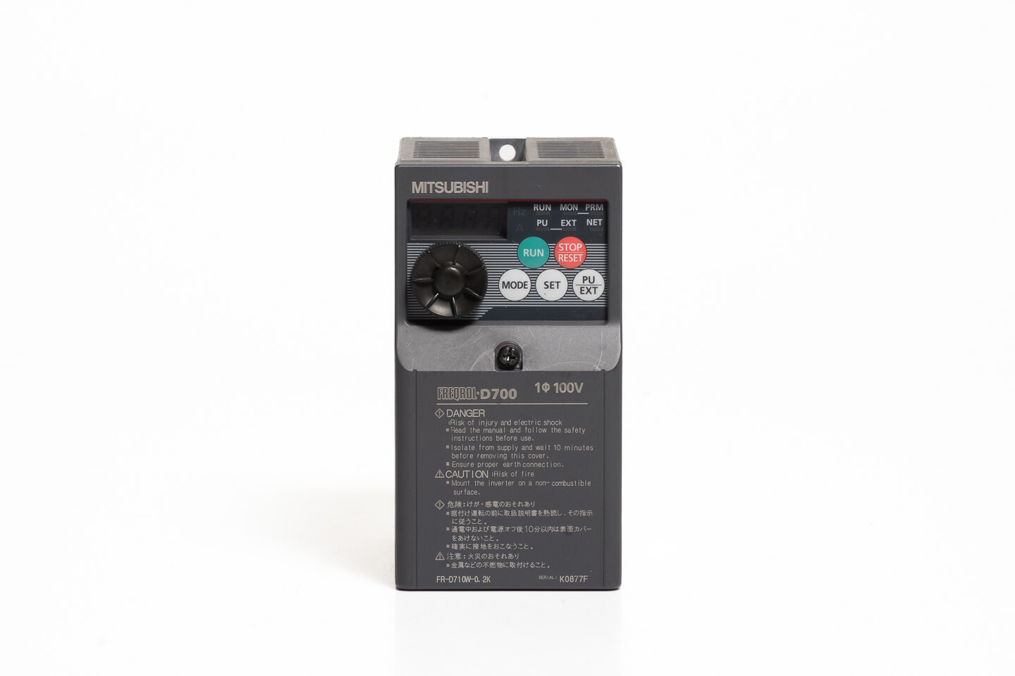三菱 インバータ FR-D710W-0.2K (通電時間93209h)