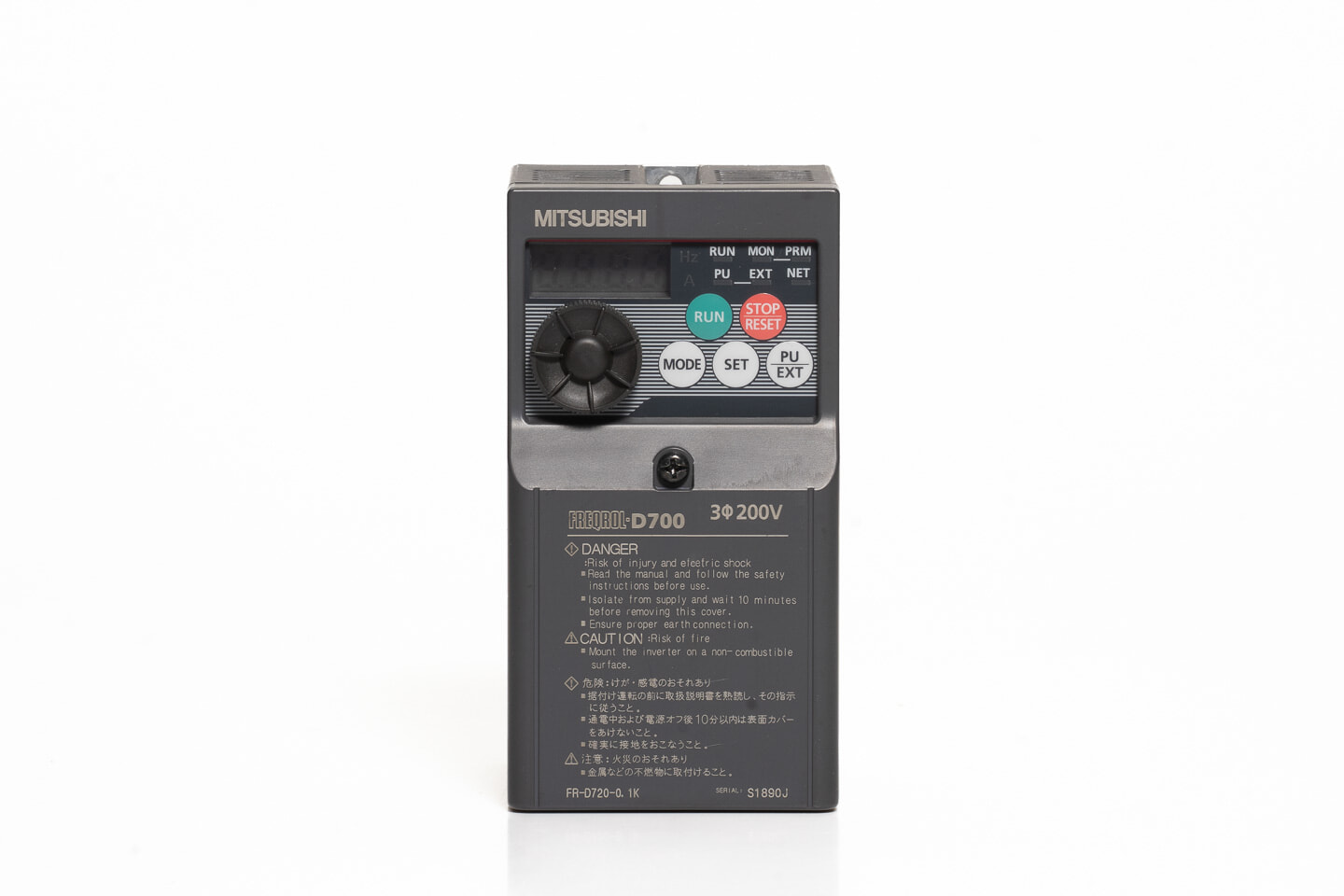 三菱 インバータ FR-D720-0.1K (通電時間149h)