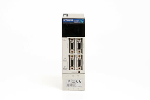三菱 ACサーボアンプ MR-J2S-20B (電源ON累積時間56549h)