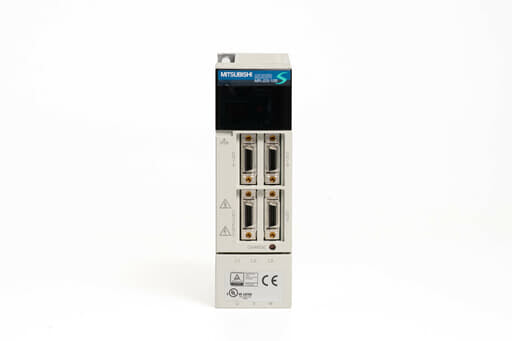 三菱 ACサーボアンプ MR-J2S-10B (電源ON累積時間44320h)