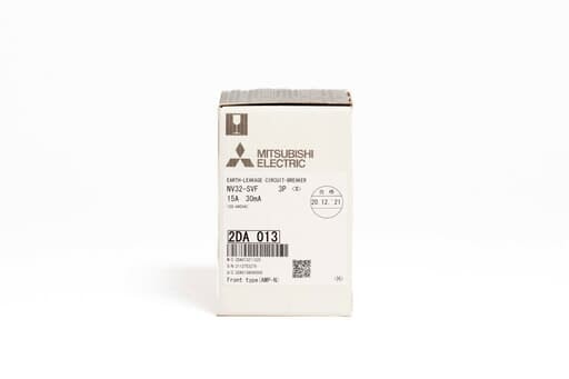 三菱 漏電遮断器 NV32-SVF 3P 15A 100-440V 30MA (21年製)