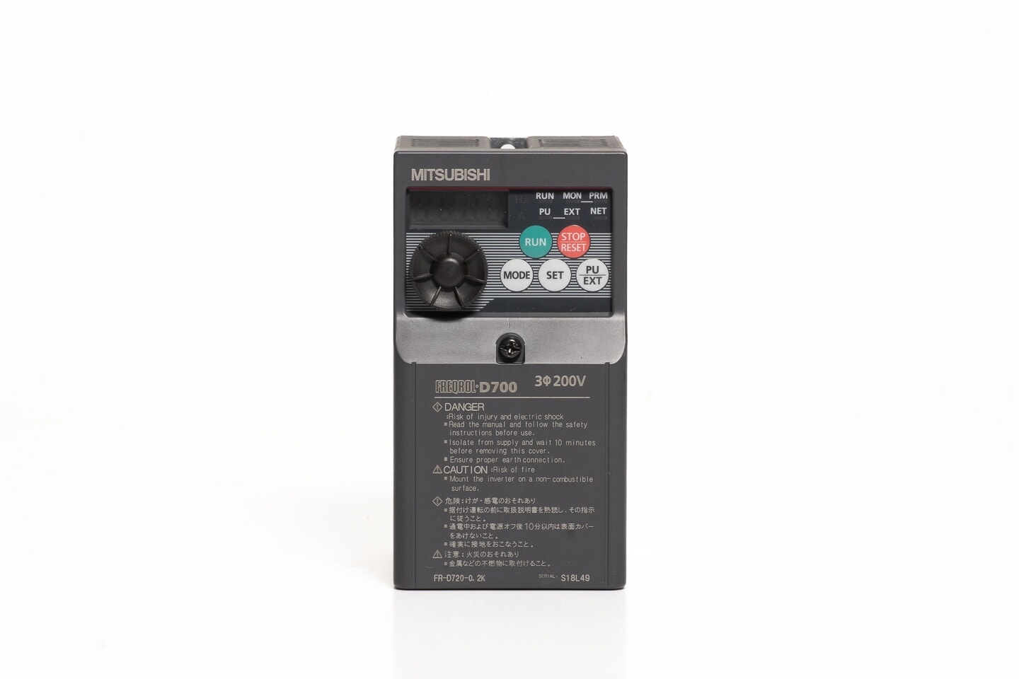 三菱 インバータ FR-D720-0.2K (通電時間148h)