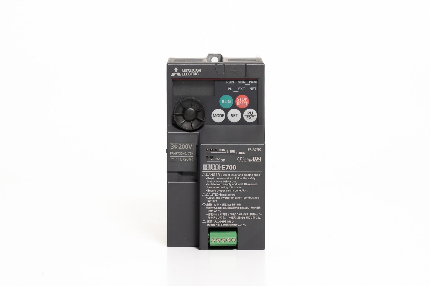 三菱 インバータ FR-E720-0.75K (通電時間49670h・FR-A7NC)